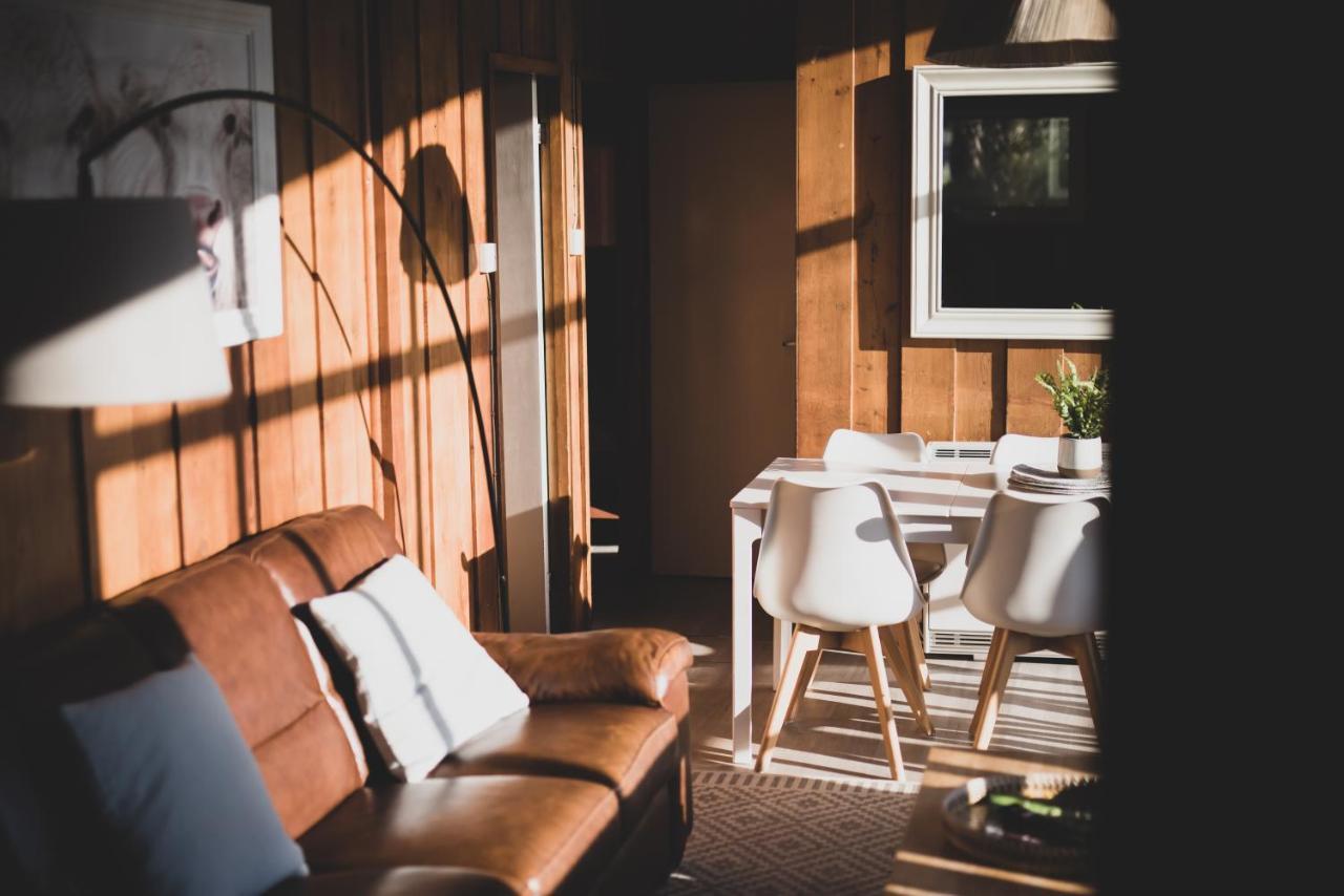 Timber Hill Self Catering Cedar Lodges บรอดเฮเวน ภายนอก รูปภาพ