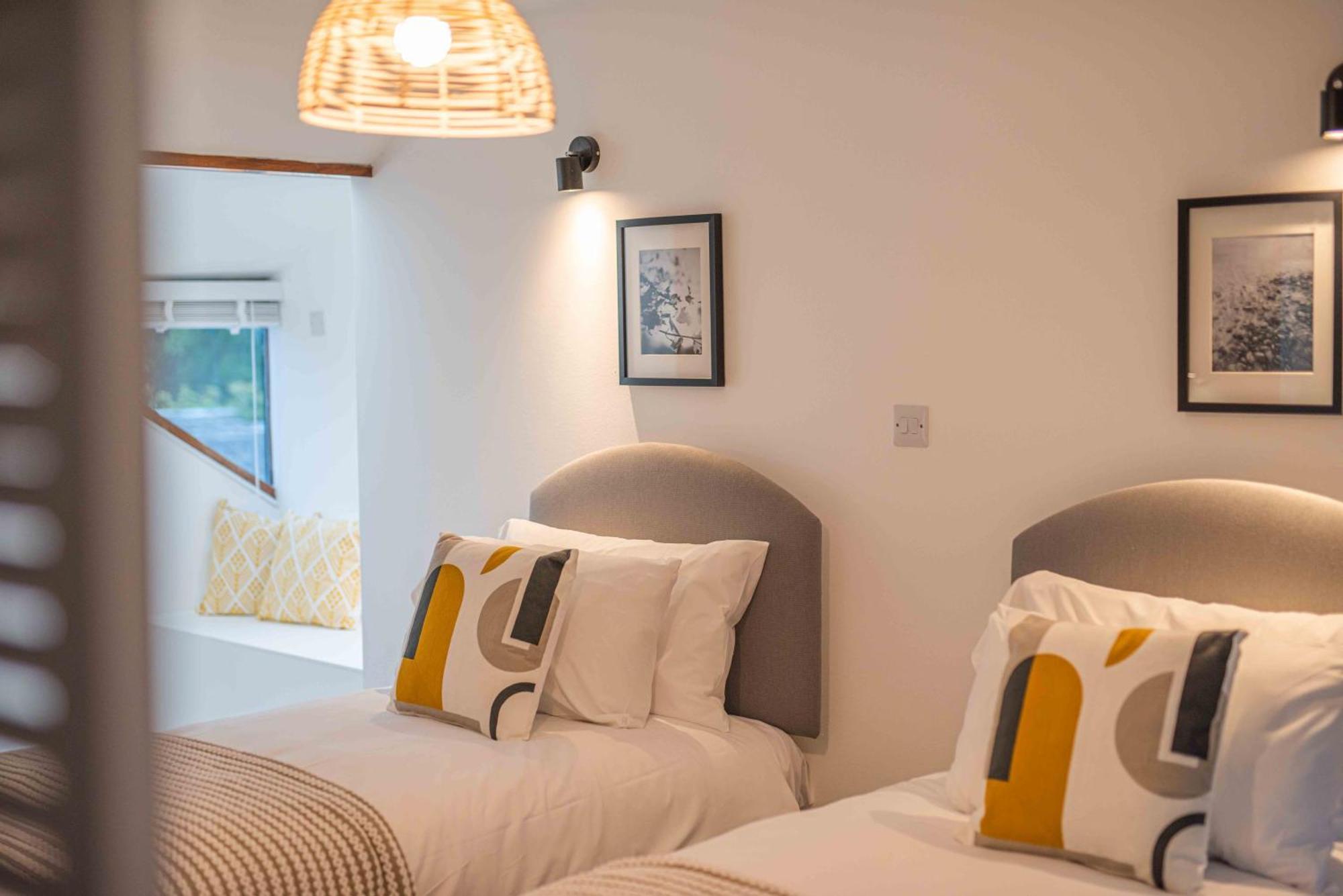 Timber Hill Self Catering Cedar Lodges บรอดเฮเวน ห้อง รูปภาพ